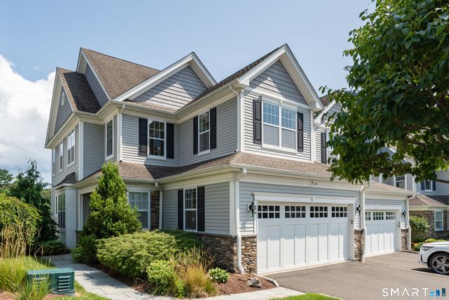 560 River Road 16, Shelton, CT 06484