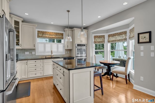 560 River Road 16, Shelton, CT 06484
