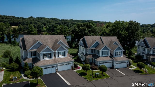 560 River Road 16, Shelton, CT 06484