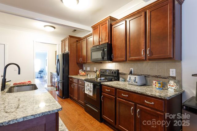 3121 Crosswind Drive, Fort Mill, SC 29707