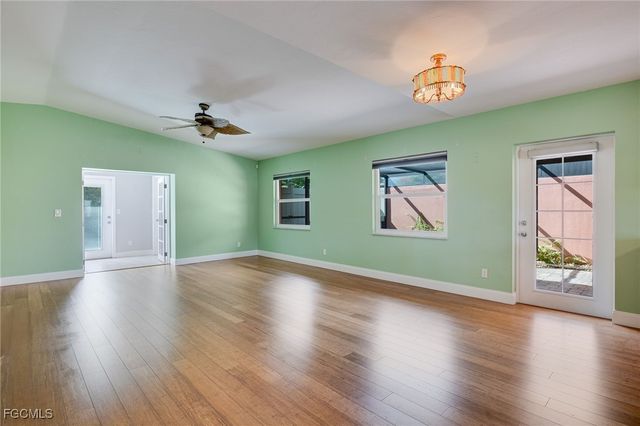 5824 Wild Fig LN, Fort Myers, FL 33919