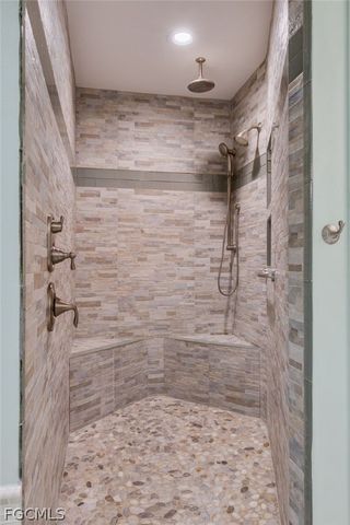 5824 Wild Fig LN, Fort Myers, FL 33919