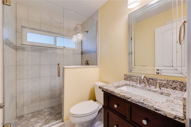 5824 Wild Fig LN, Fort Myers, FL 33919