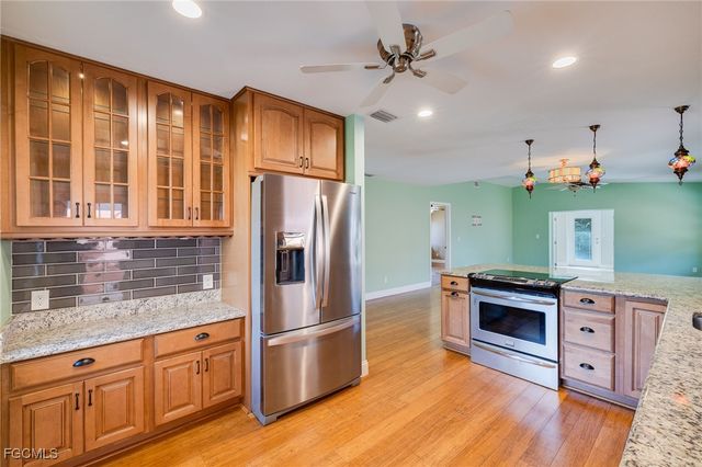 5824 Wild Fig LN, Fort Myers, FL 33919