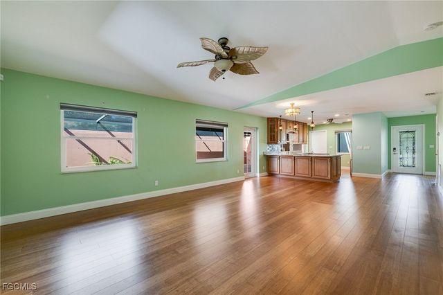 5824 Wild Fig LN, Fort Myers, FL 33919