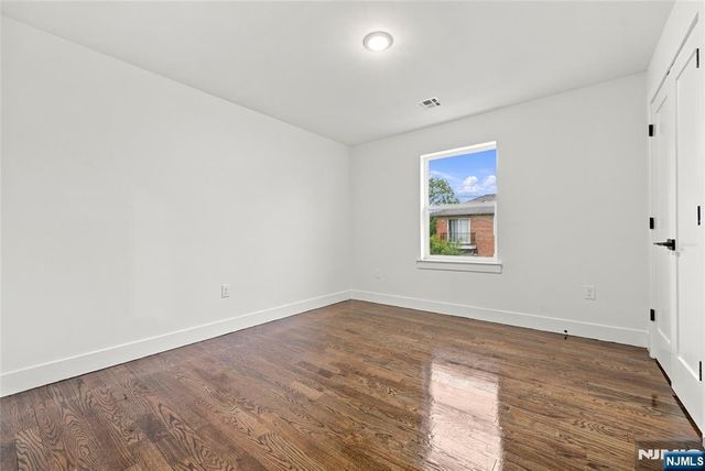 543 13th Avenue 1, Newark, NJ 07103