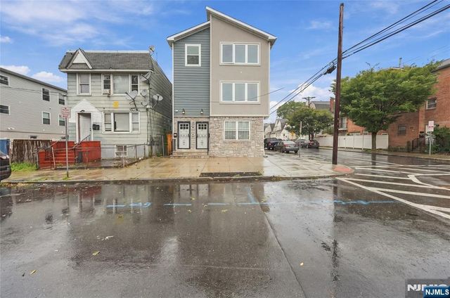 543 13th Avenue 1, Newark, NJ 07103
