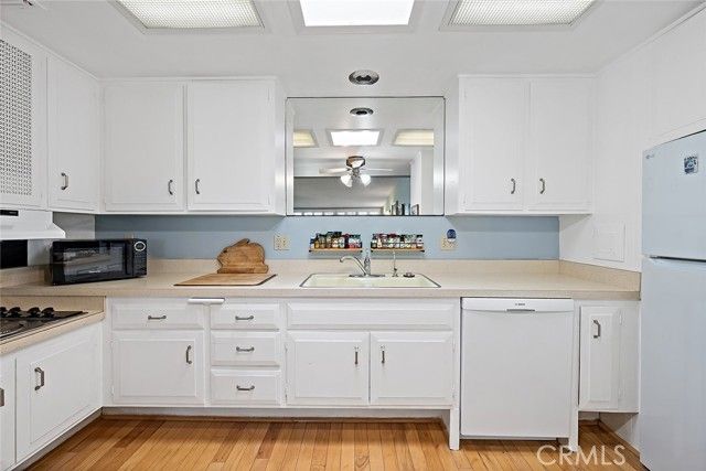 13101 Oak Hills 234F, Seal Beach, CA 90740