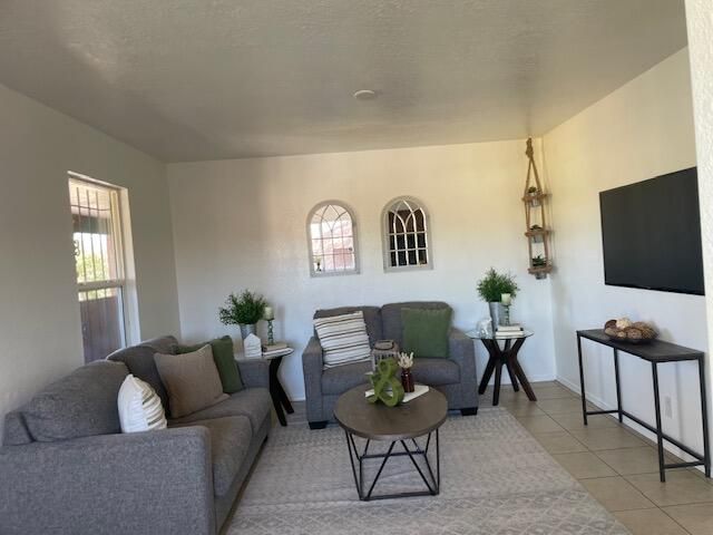 1809 Girard Boulevard SE, Albuquerque, NM 87106