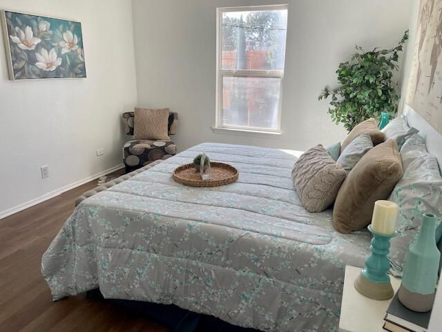 1809 Girard Boulevard SE, Albuquerque, NM 87106