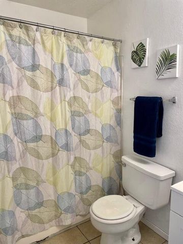 1809 Girard Boulevard SE, Albuquerque, NM 87106