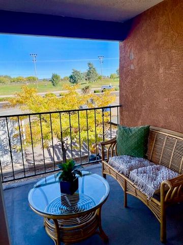 1809 Girard Boulevard SE, Albuquerque, NM 87106