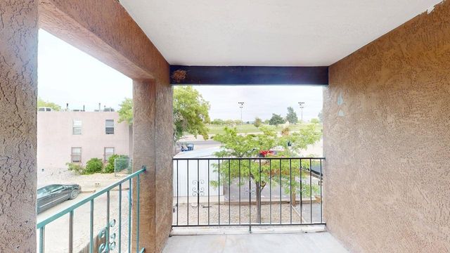 1809 Girard Boulevard SE, Albuquerque, NM 87106