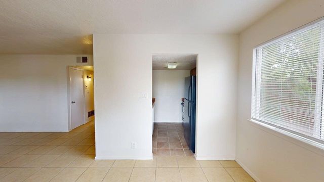 1809 Girard Boulevard SE, Albuquerque, NM 87106
