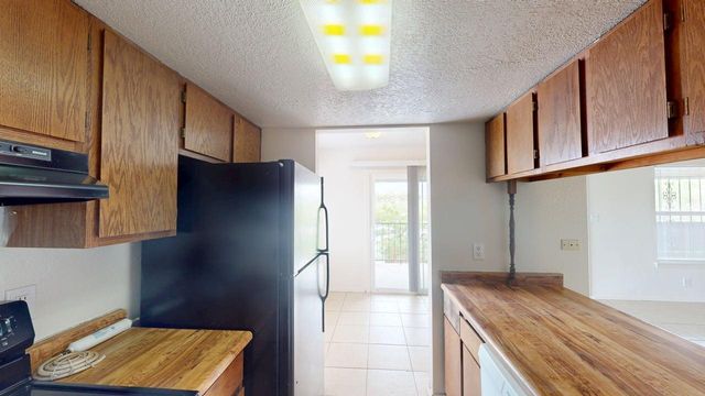 1809 Girard Boulevard SE, Albuquerque, NM 87106
