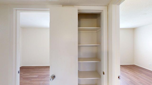 1809 Girard Boulevard SE, Albuquerque, NM 87106
