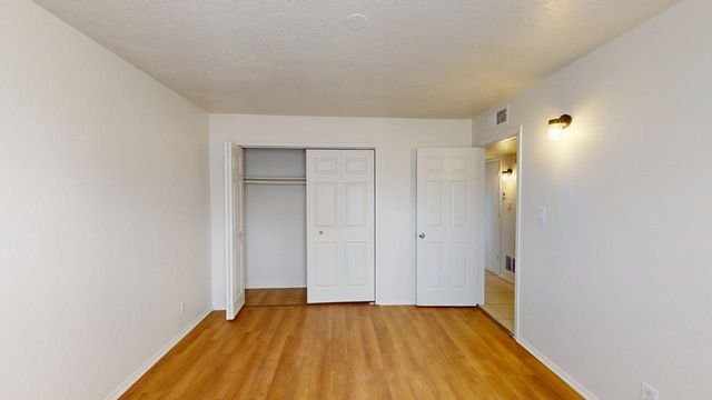 1809 Girard Boulevard SE, Albuquerque, NM 87106