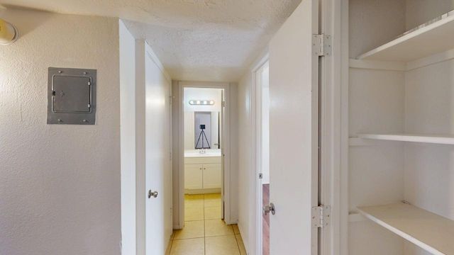 1809 Girard Boulevard SE, Albuquerque, NM 87106