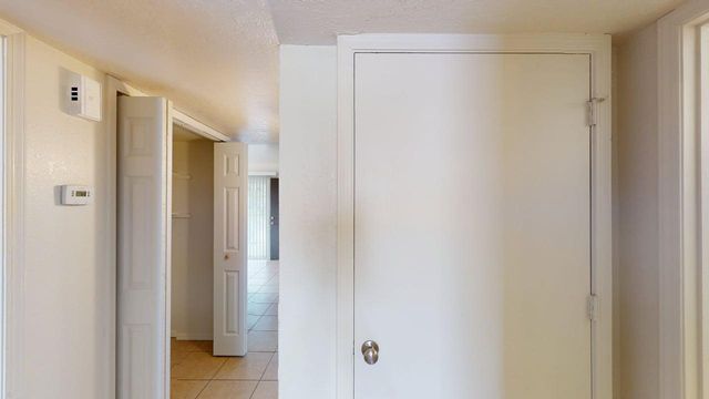 1809 Girard Boulevard SE, Albuquerque, NM 87106