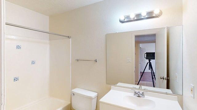 1809 Girard Boulevard SE, Albuquerque, NM 87106