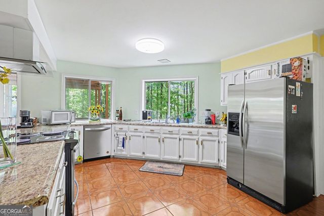 205 Hidden Creek Lane, Peachtree City, GA 30269