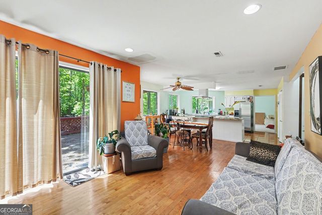 205 Hidden Creek Lane, Peachtree City, GA 30269