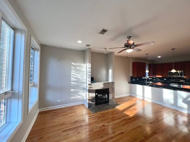 4135 N KEDVALE Avenue 301, Chicago, IL 60641