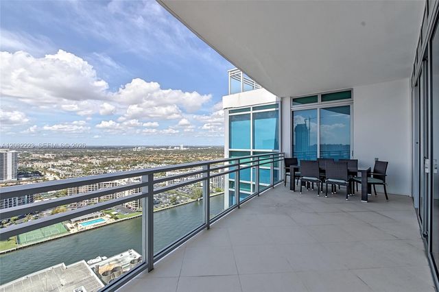3535 S Ocean Drive 2805, Hollywood, FL 33019