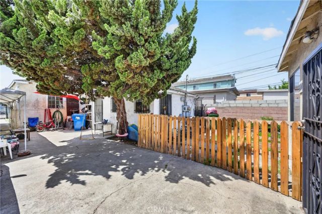 209 W 89th, Los Angeles, CA 90003
