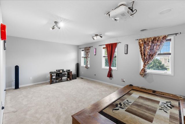 8490 Moraine Circle, Shakopee, MN 55379