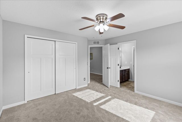 8490 Moraine Circle, Shakopee, MN 55379