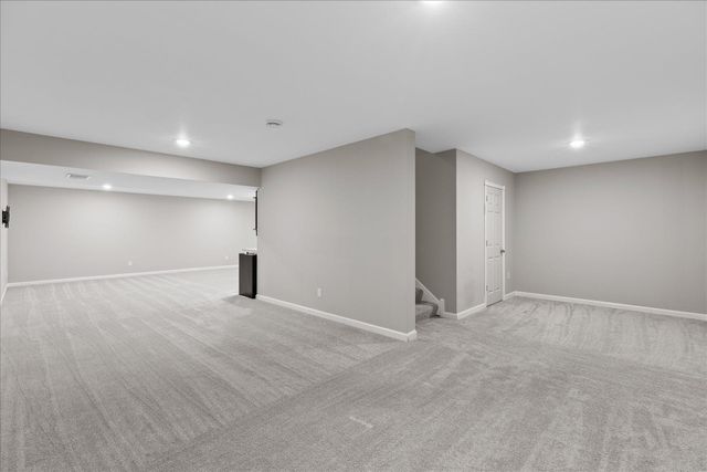 8490 Moraine Circle, Shakopee, MN 55379