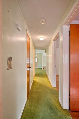 63 Bourbon Street, Portsmouth, RI 02871