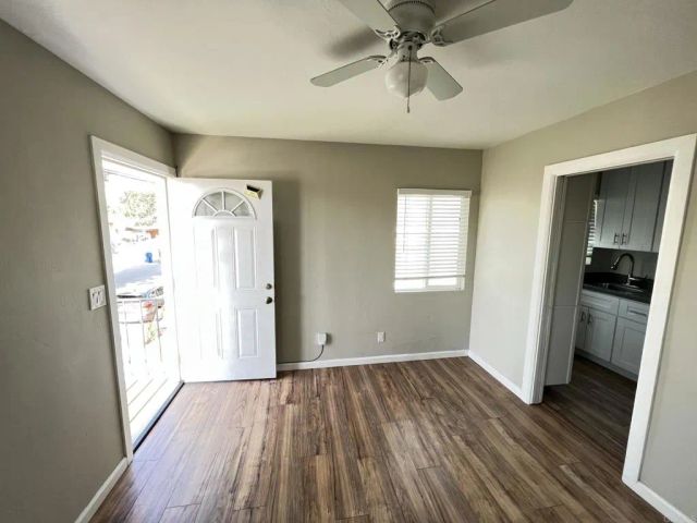 527 Dewey Street, San Diego, CA 92113