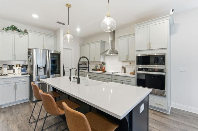 3629 Shady Forest Dr, Murfreesboro, TN 37128