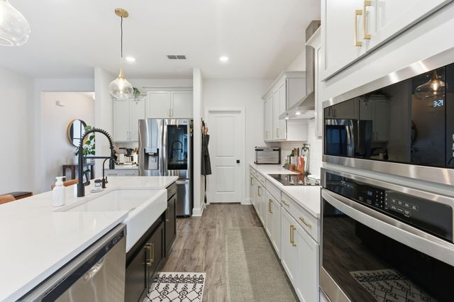 3629 Shady Forest Dr, Murfreesboro, TN 37128