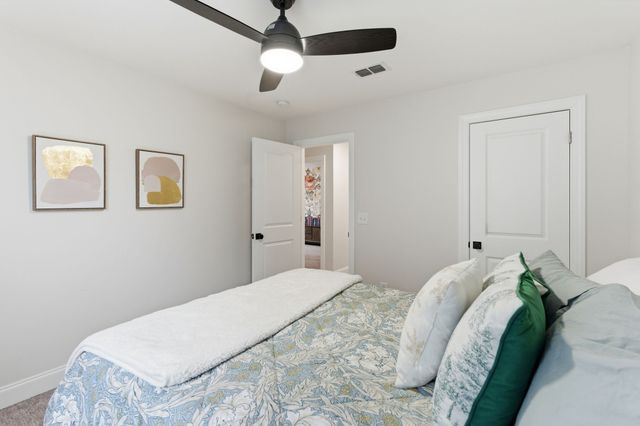 3629 Shady Forest Dr, Murfreesboro, TN 37128