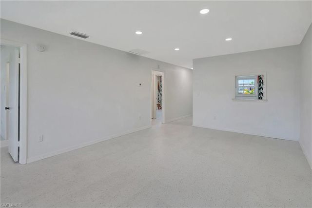 6731 Panther LN # D6, Fort Myers, FL 33919