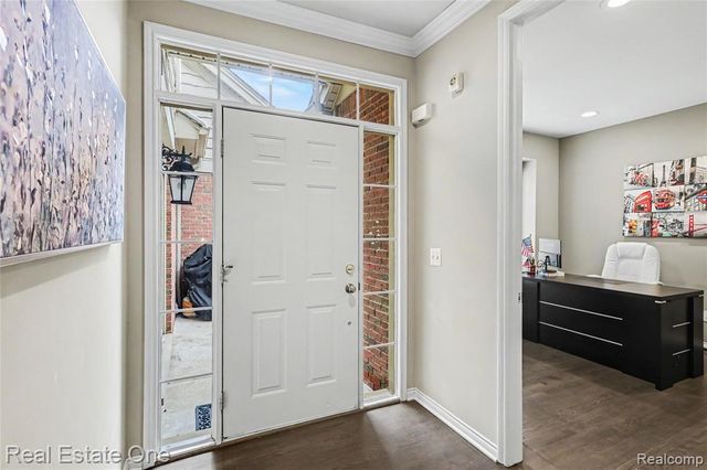 238 Harrington Drive, Troy, MI 48098