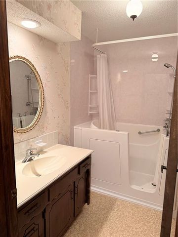 105 N Landcaster Drive, Raymore, MO 64083