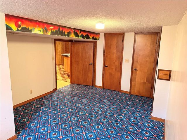 105 N Landcaster Drive, Raymore, MO 64083