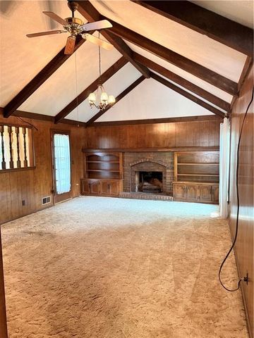 105 N Landcaster Drive, Raymore, MO 64083