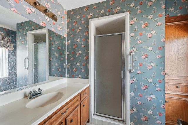 460 County Road 3182 318, Cleveland, TX 77327
