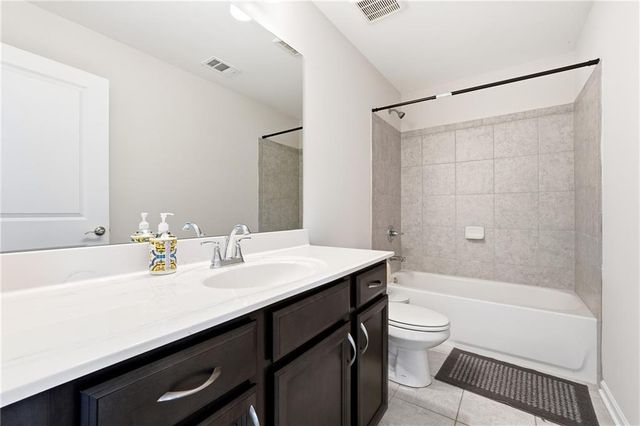 6330 Bentley Commons Drive, Cumming, GA 30040