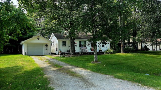 4677 Davidson Road, Kimball Township, MI 48074