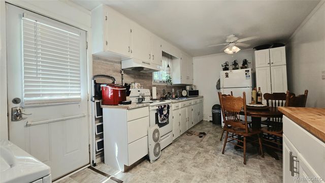 4677 Davidson Road, Kimball Township, MI 48074