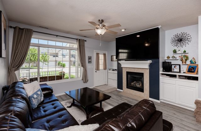 1105 SE Birch Lane, Ankeny, IA 50021