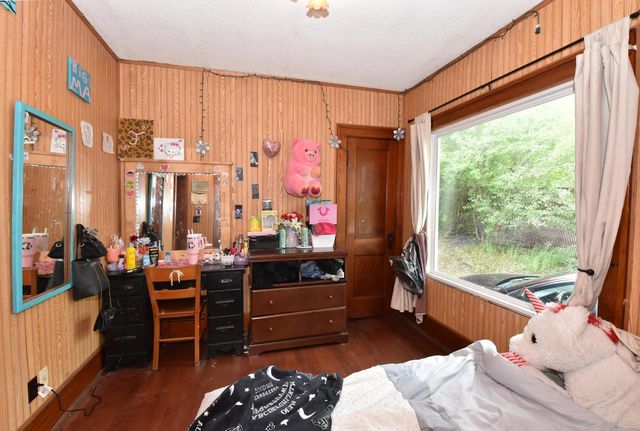 1604 E North STREET, Waukesha, WI 53188