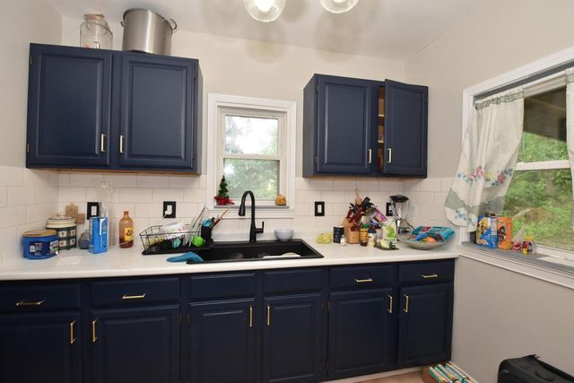1604 E North STREET, Waukesha, WI 53188