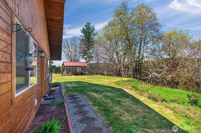 26 Dodge Meadow Drive, Cathlamet, WA 98612